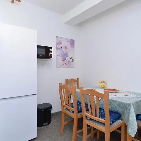 Anka 1223 Apartment *