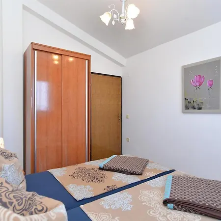 Anka 1223 Apartment