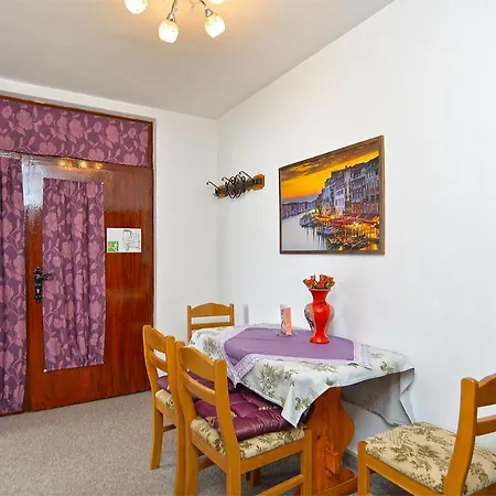 Anka 1223 Apartment