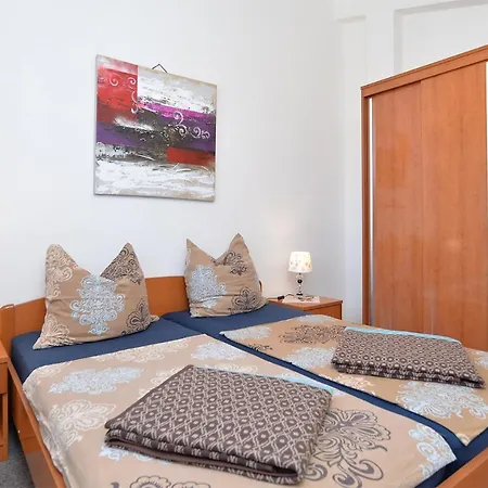 Anka 1223 Apartment Peroj