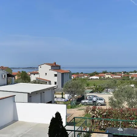 Appartement Anka 1223 *