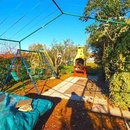 Anka 1223 Apartment Peroj