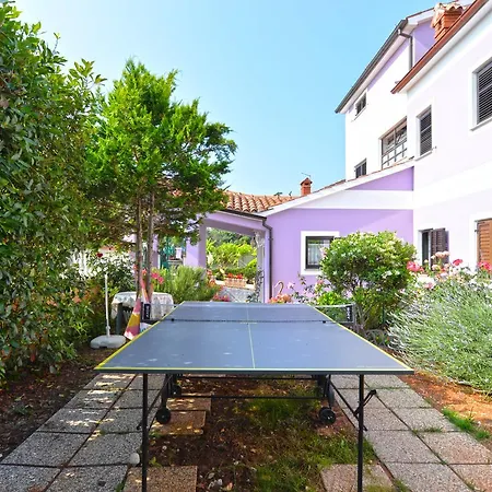 Anka 1223 Apartament Peroj