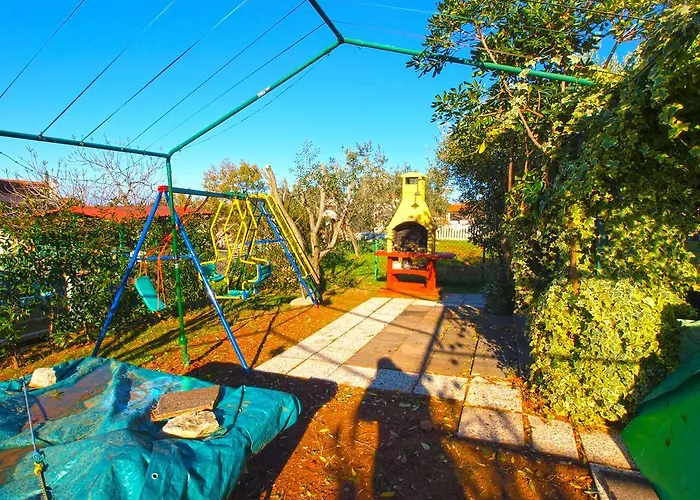 Anka 1223 아파트 페로이